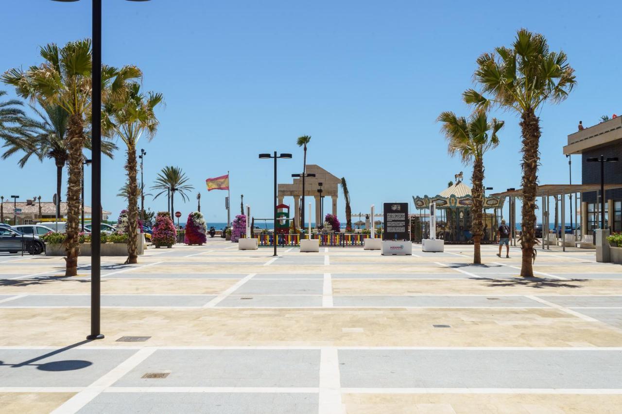 Hostal Costabella Powered By Faro Homes 丰希罗拉 外观 照片