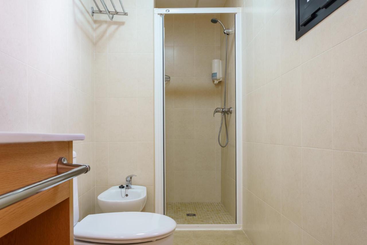 Hostal Costabella Powered By Faro Homes 丰希罗拉 客房 照片